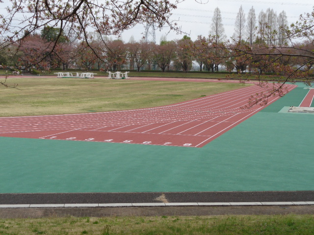 都立秋留台公園陸上競技場