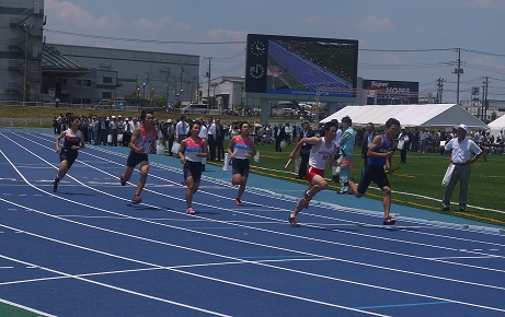 三郷市陸上競技場（セナリオハウスフィールド三郷）