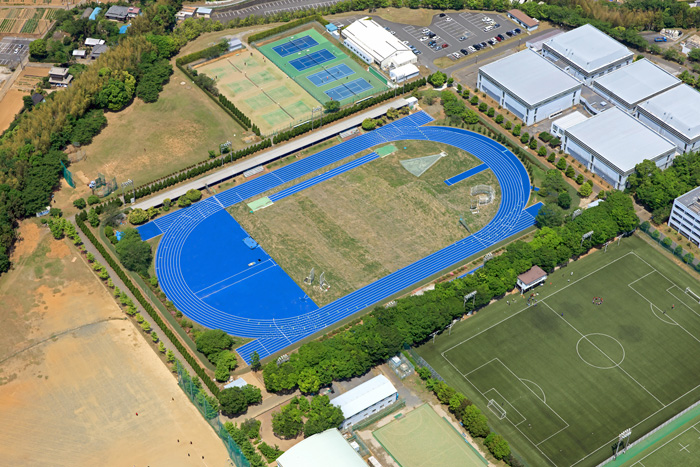 順天堂大学さくらキャンパス　陸上競技場