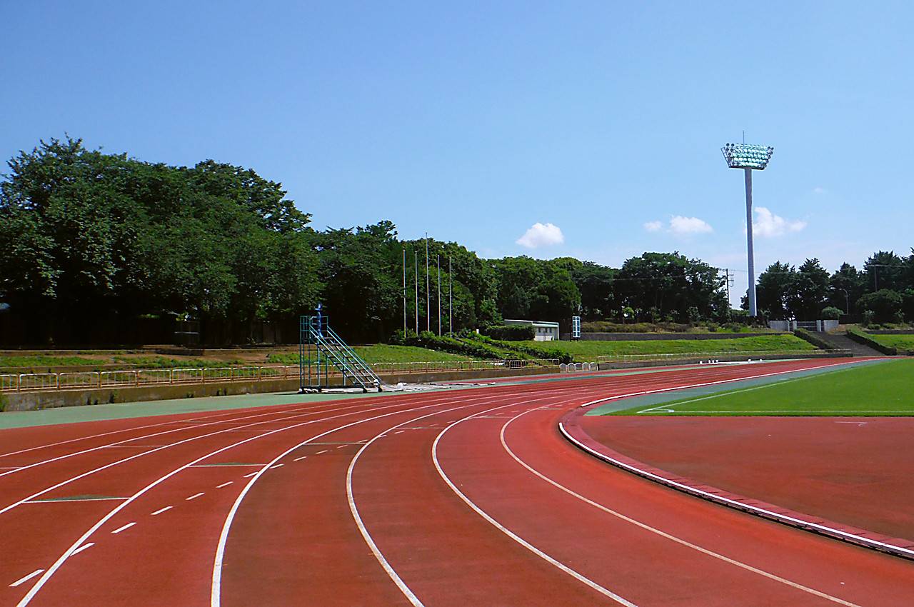 三ツ沢公園陸上競技場